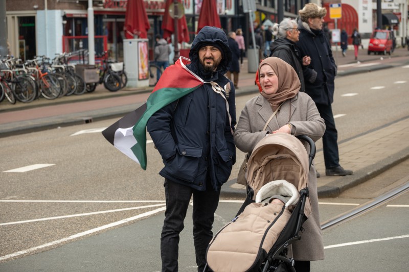 Amsterdam, protest bij opening Nationaal Holocaustmuseum ivm aanwezigheid Israëlische president